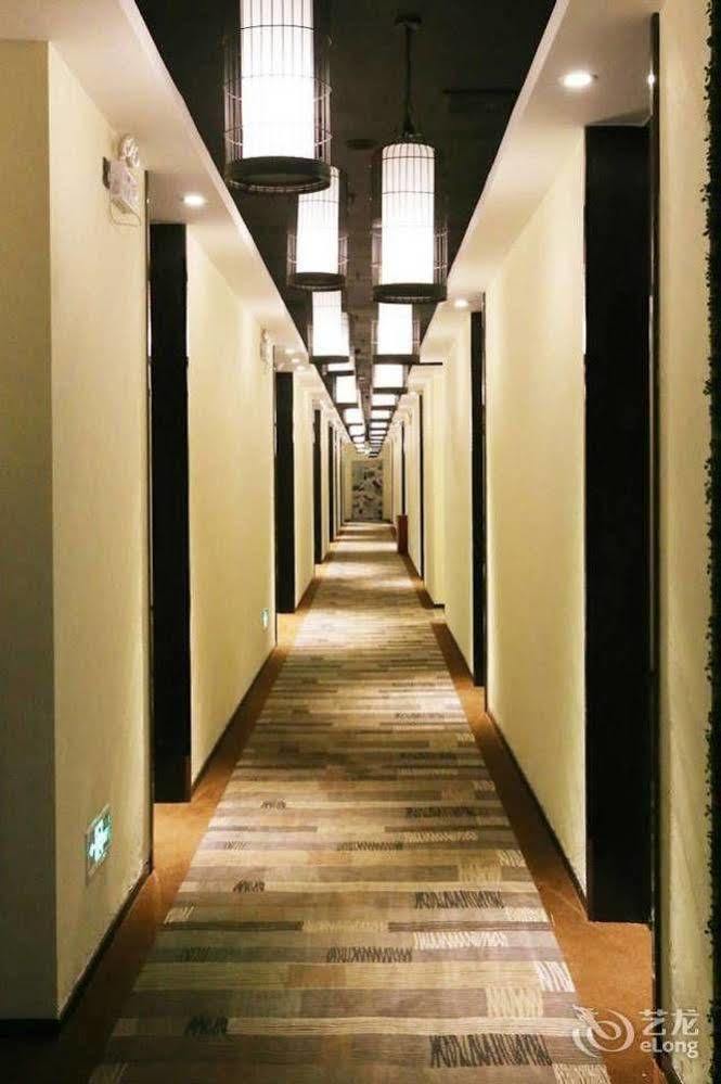 Sotel Inn Hotel San Yuan Li Branch Kanton Exterior foto